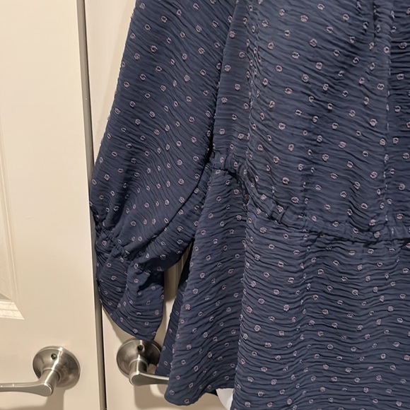 Off The Shoulder Blouse Size 18/20 - Picture 2 of 4